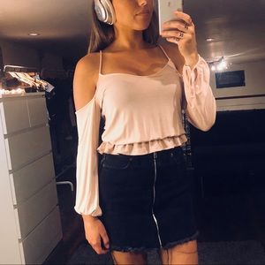 American Eagle long sleeve shoulder top